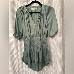 Maison Amani Green top - size XS